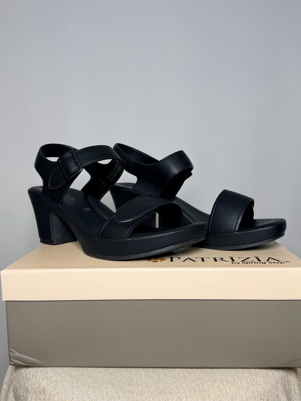 Patrizia by Spring Step Black Platform Slingback Sandals Women's size 8.5